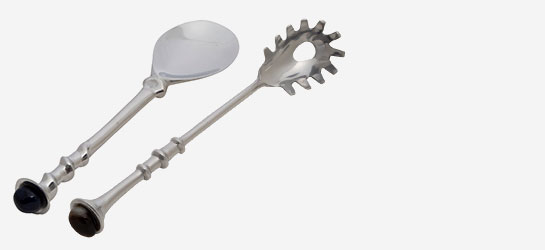 PARA SERVIR - TALHERES<br />
